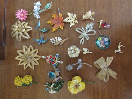 Vintage Costume Jewelry Pins Brooches