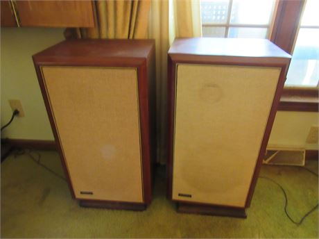 Avent Tower Speakers on Base