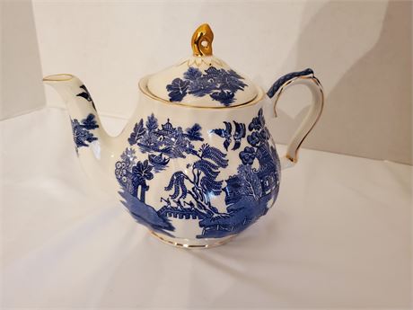 Sadler England Blue Willow Tea Pot