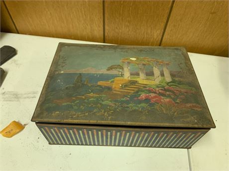 Hand-Painted Jewelry tin Box